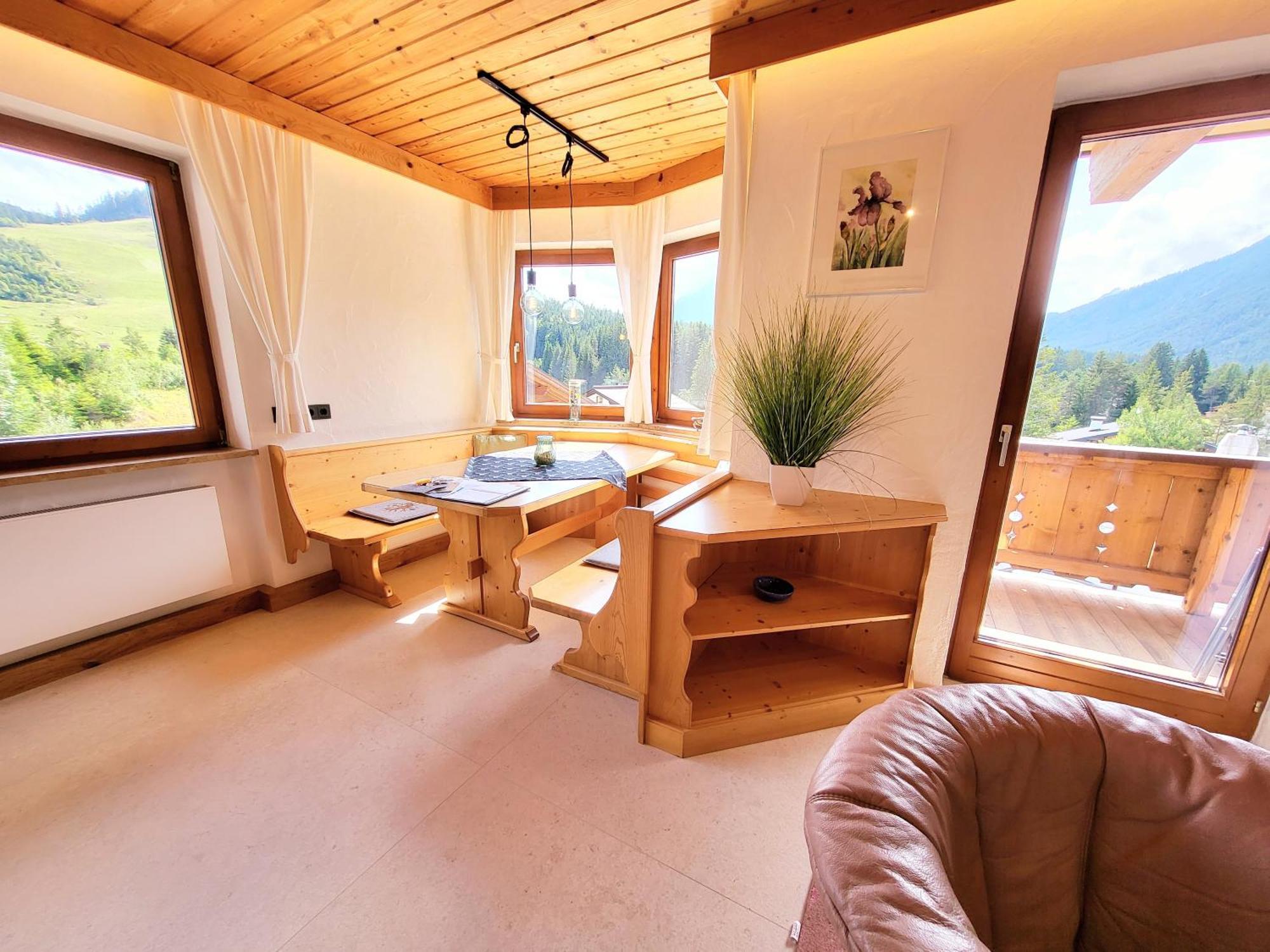 Schickster Sky Lodge ロイタシュ エクステリア 写真