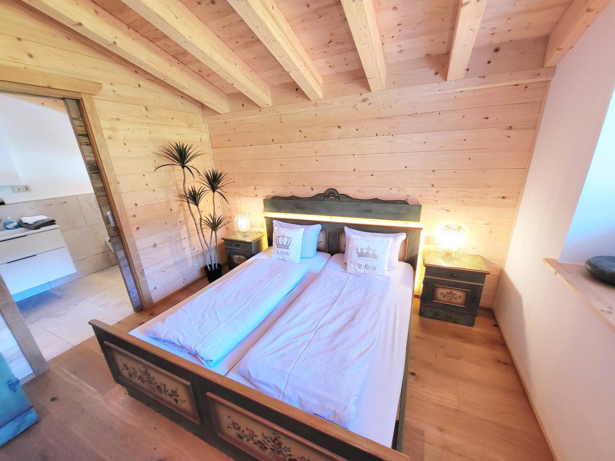 Schickster Sky Lodge ロイタシュ エクステリア 写真