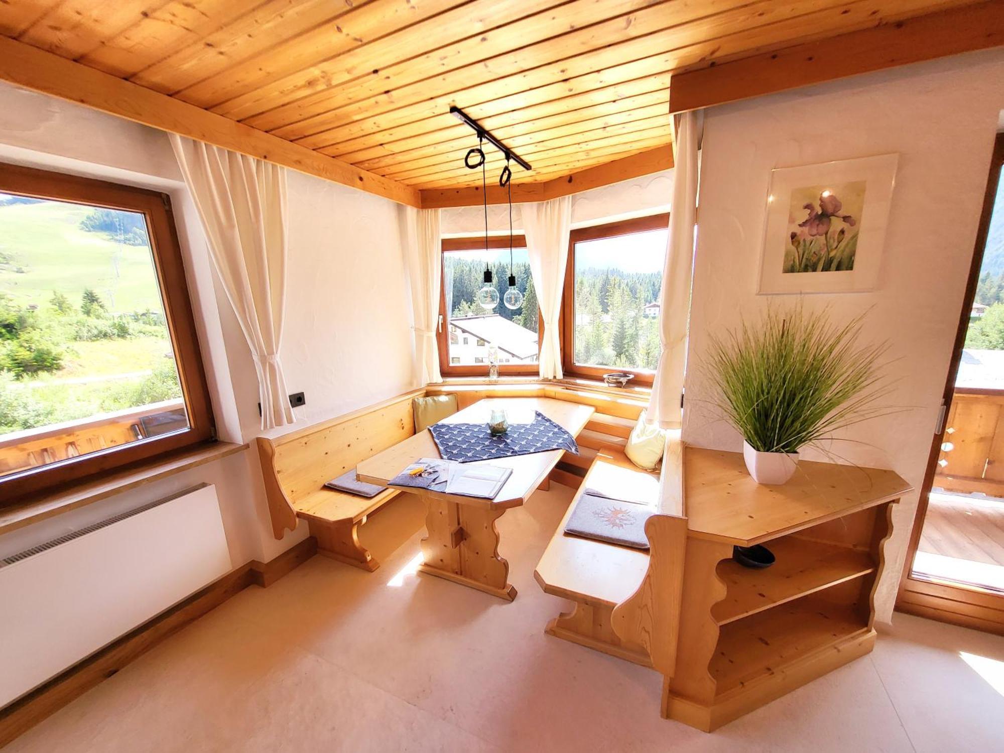 Schickster Sky Lodge ロイタシュ エクステリア 写真