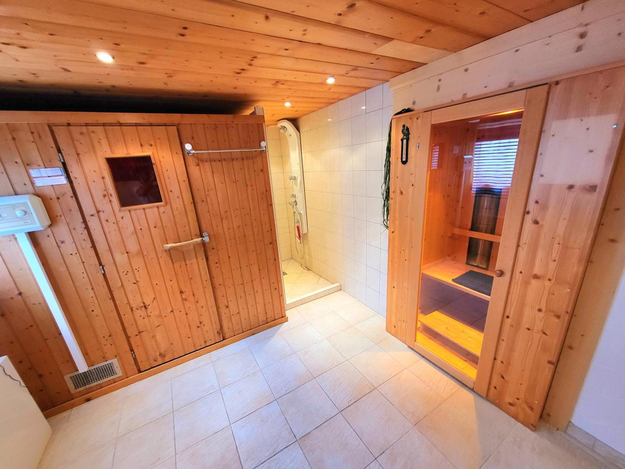 Schickster Sky Lodge ロイタシュ エクステリア 写真