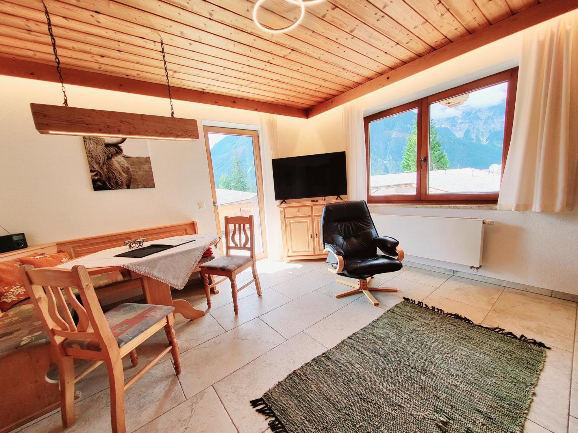 Schickster Sky Lodge ロイタシュ エクステリア 写真