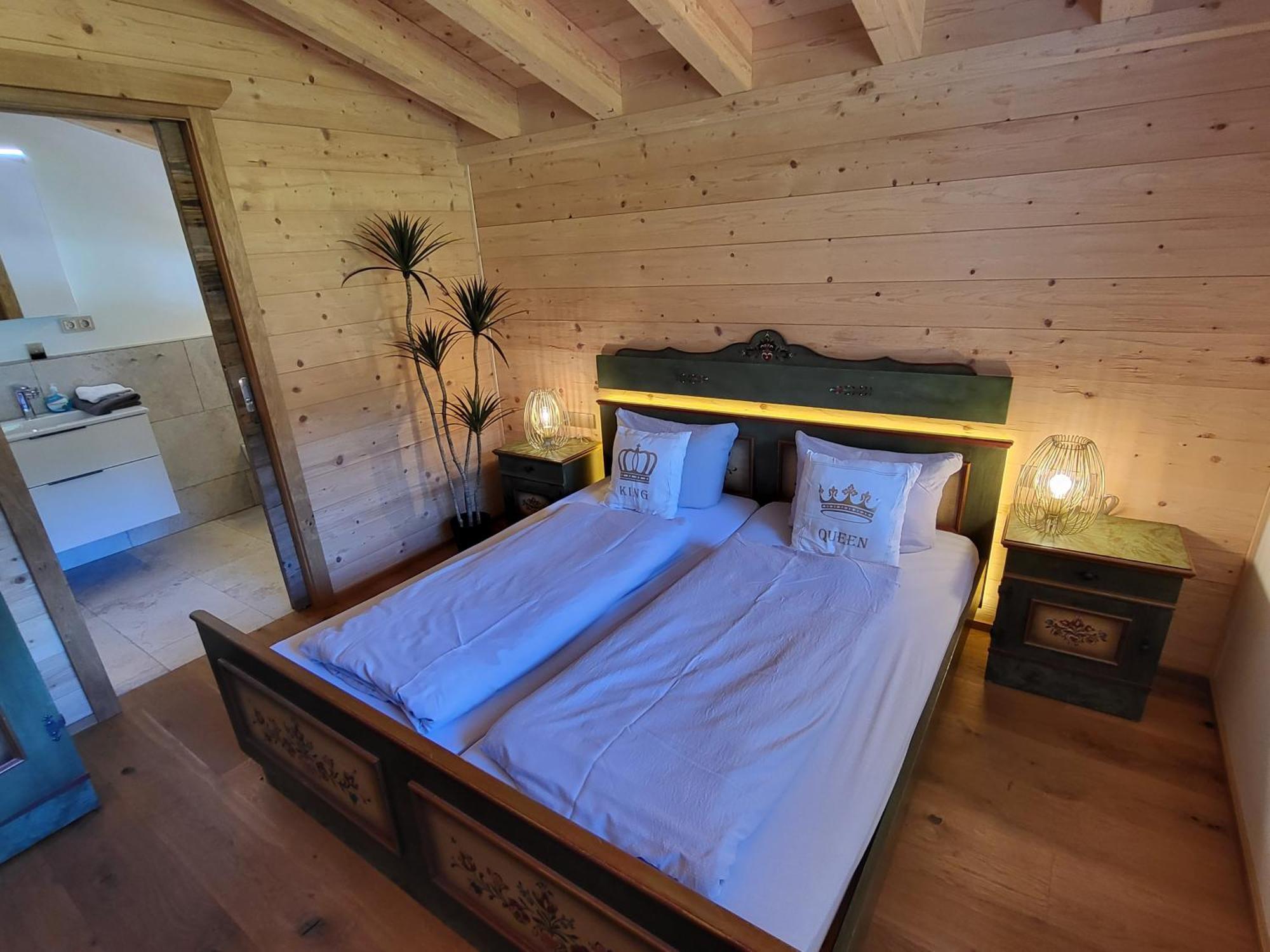 Schickster Sky Lodge ロイタシュ エクステリア 写真