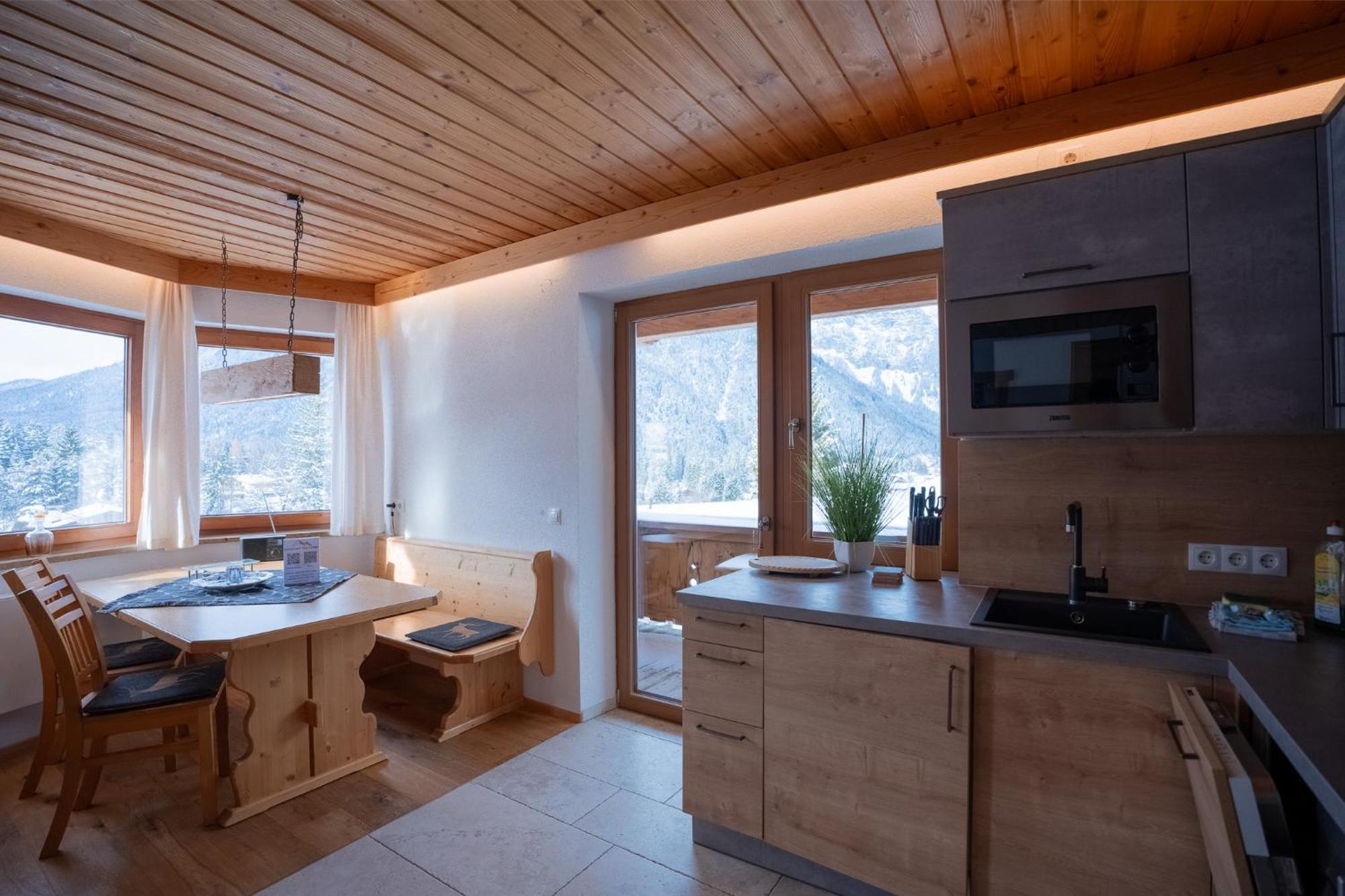 Schickster Sky Lodge ロイタシュ エクステリア 写真