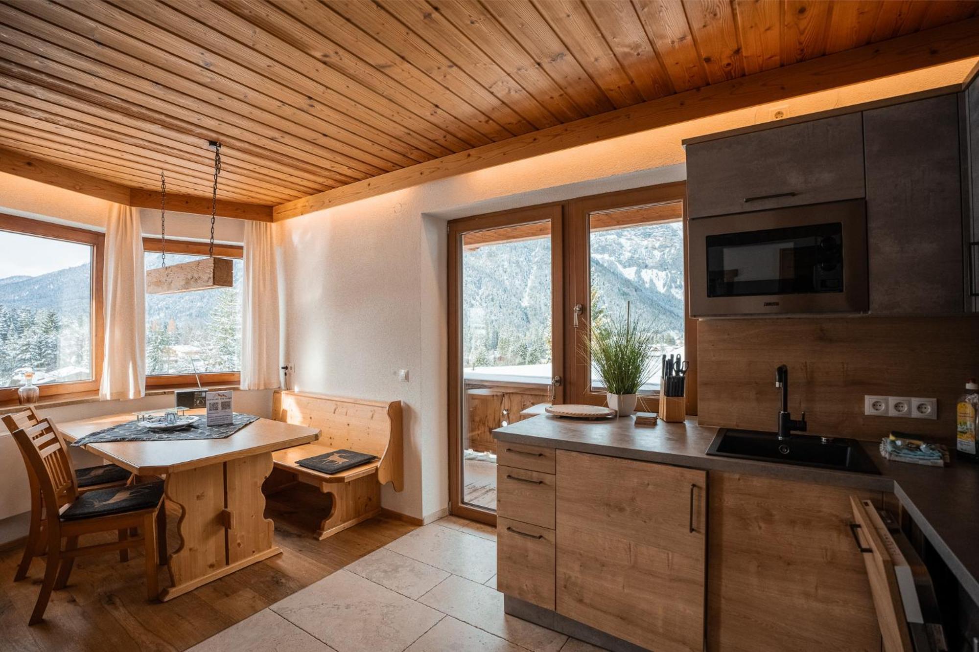 Schickster Sky Lodge ロイタシュ エクステリア 写真