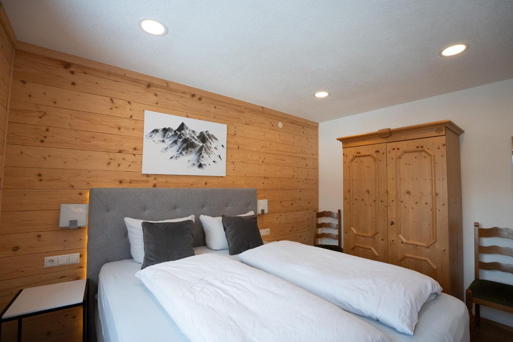Schickster Sky Lodge ロイタシュ エクステリア 写真